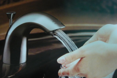 Vòi nước inox giá rẻ làm thôi nhiễm chất độc gây ung thư